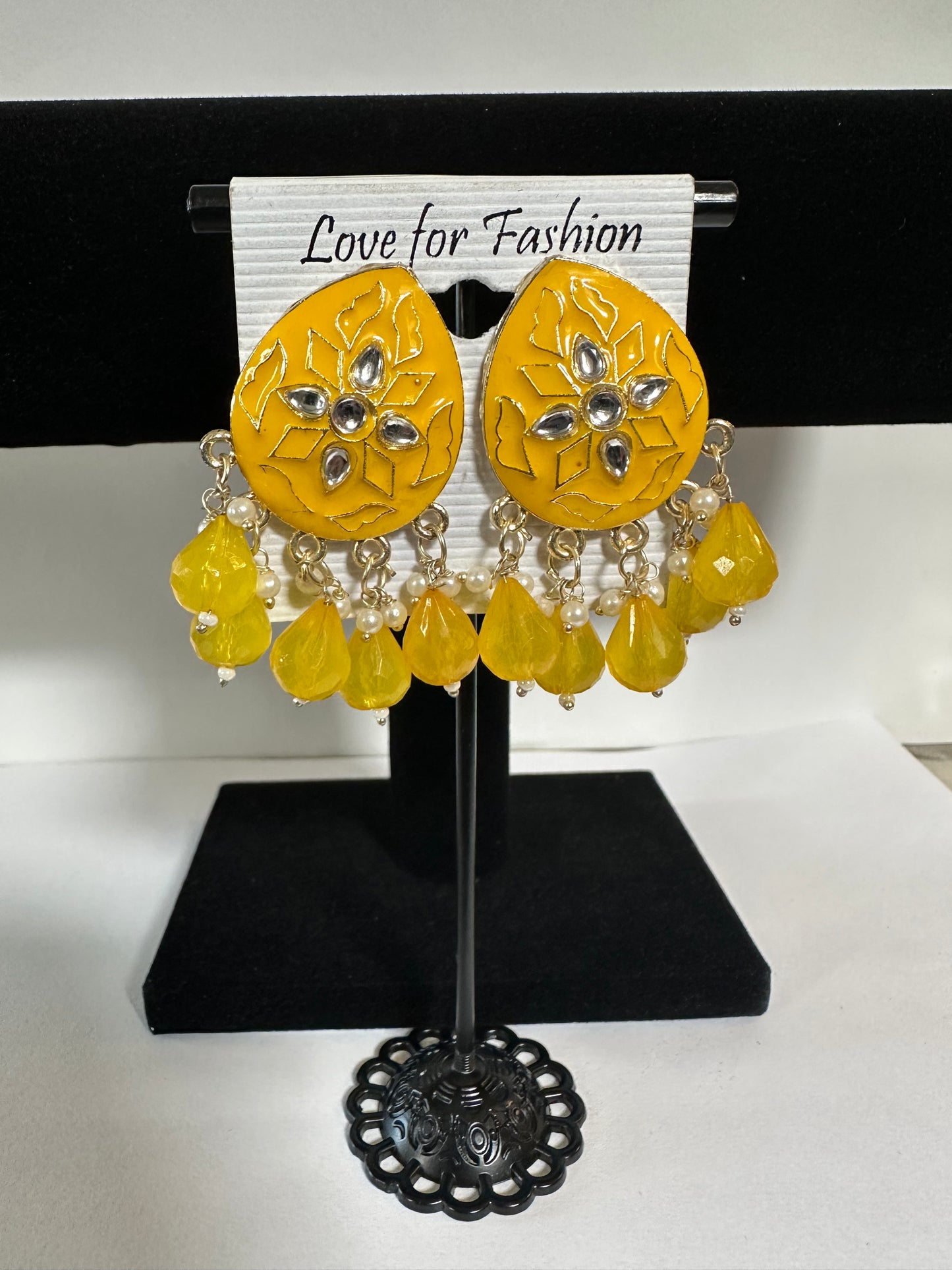 Earring yellow color