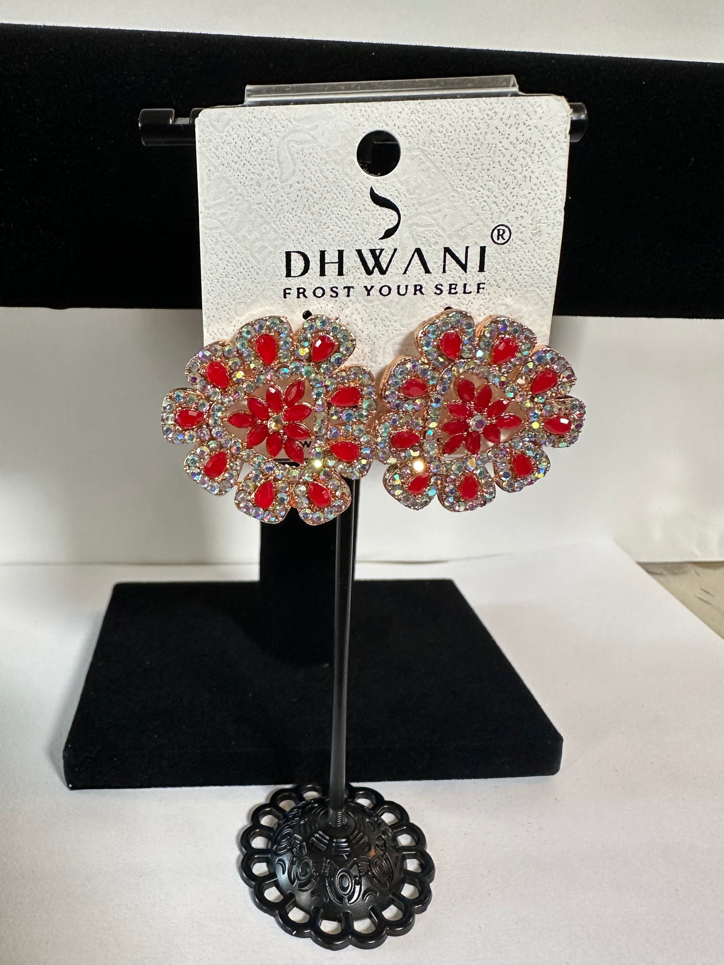 Red color earring