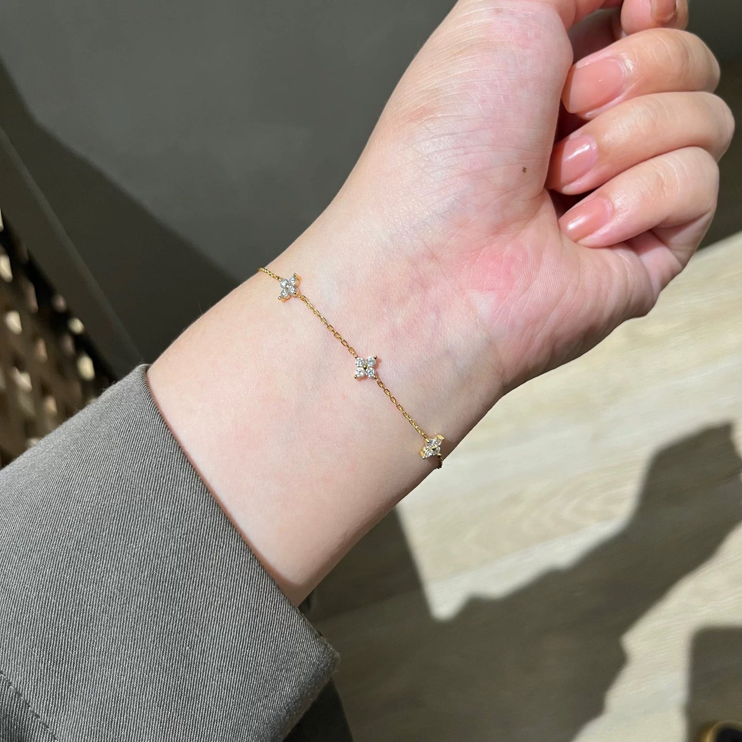 Made Of S925 Sterling Silver Plated With 14K Gold Featuring A Four-leaf Clover Design With Zircon Stones