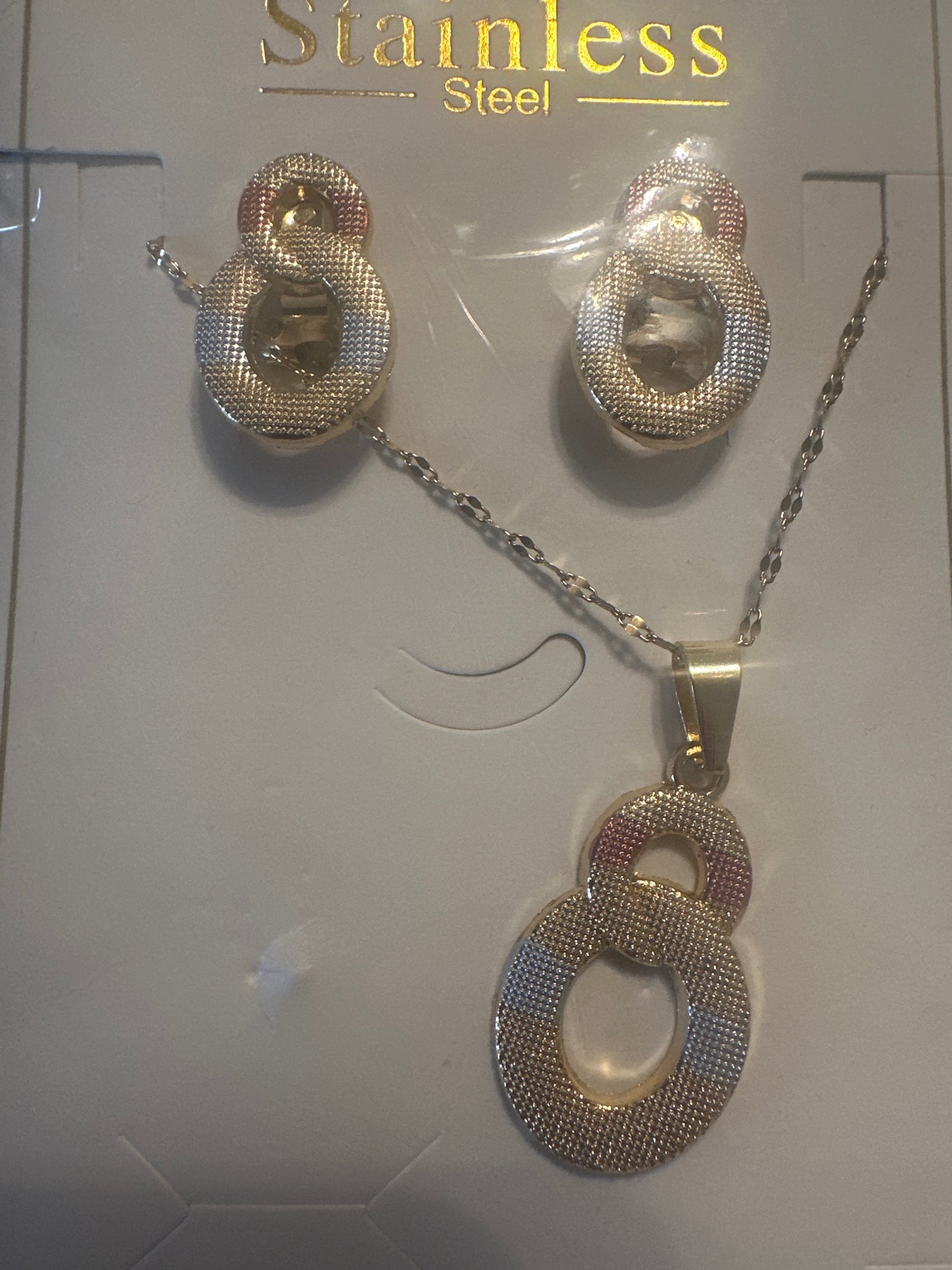 Pendant earrings set