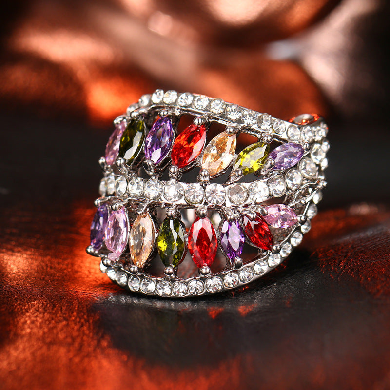 Women's Elegant And Versatile Zircon Ring With Colorful Leaf Design