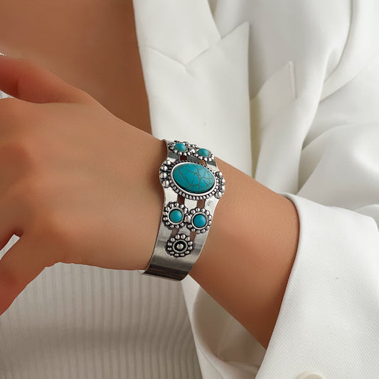 Simple Fashion Oval Pattern Bracelet