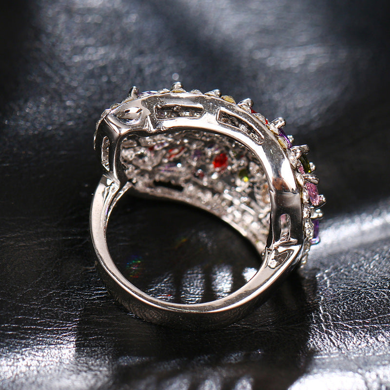 Women's Elegant And Versatile Zircon Ring With Colorful Leaf Design